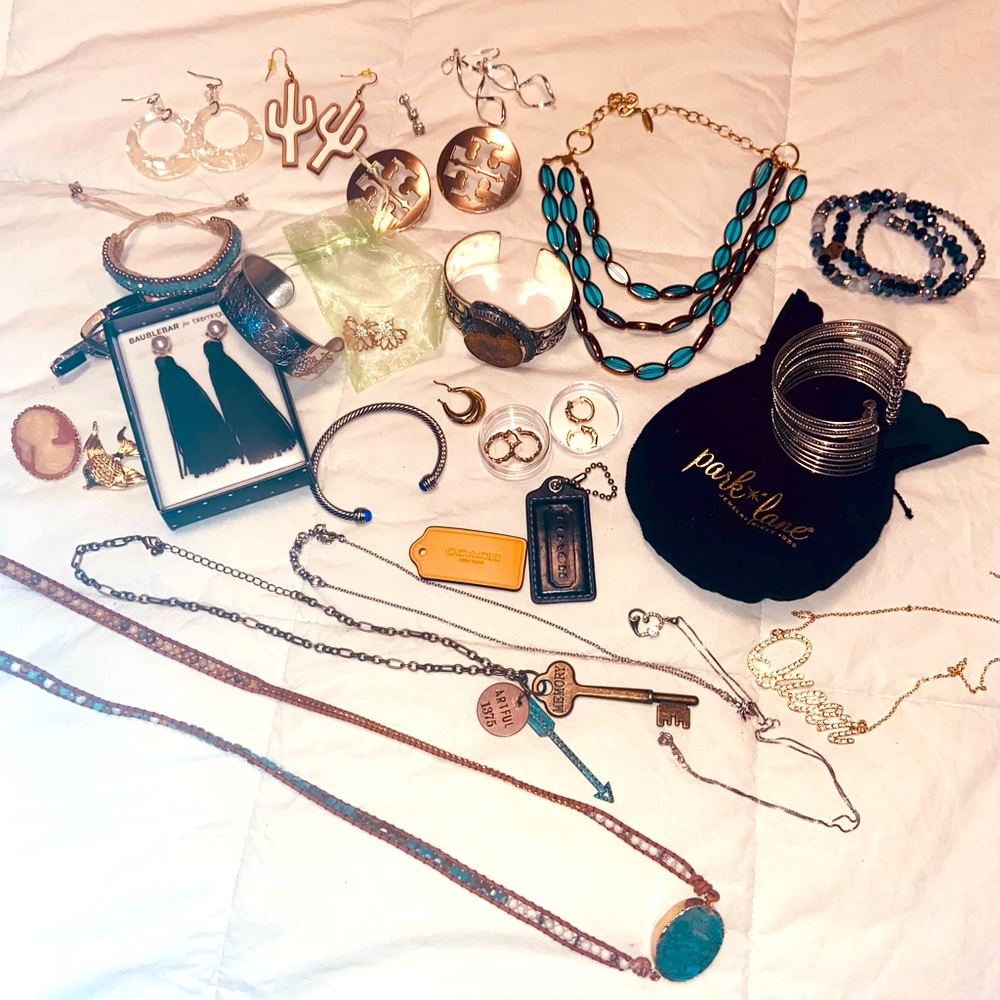 Jewelry lot